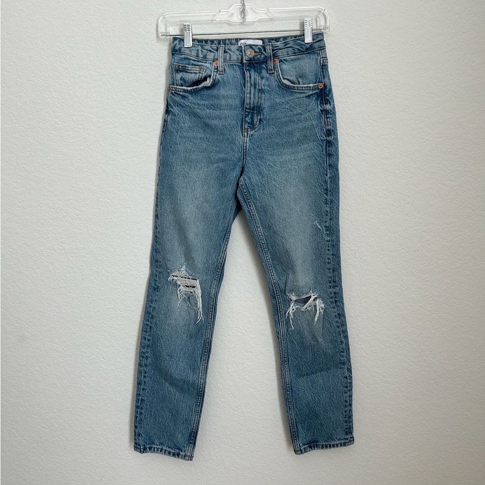 Zara light denim destroyed ripped straight jeans 34/2
